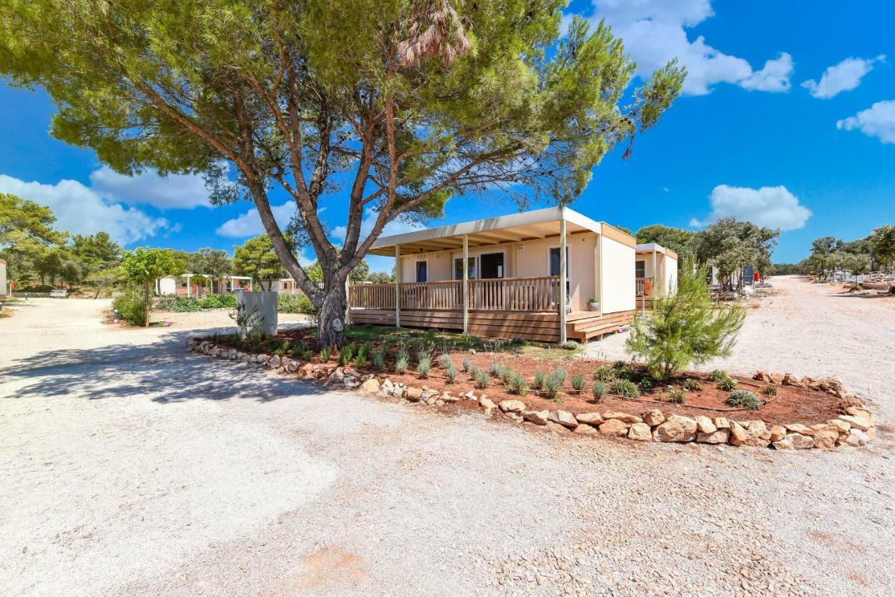 Mobile Homes At Camping Ugljan Resort 외부 사진